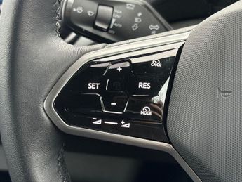 VOLKSWAGEN ID.4 210Kw Match Pro 77Kwh 5Dr Auto