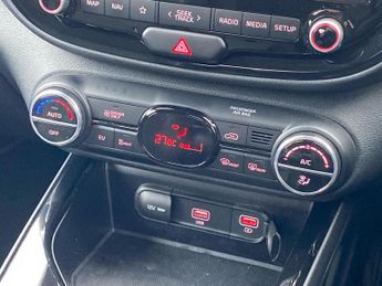 KIA SOUL Soul 150Kw Maxx 64Kwh 5Dr Auto Hatchback