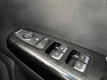 KIA SPORTAGE 1.6T Gdi Isg 4 5Dr Dct Auto [Awd]