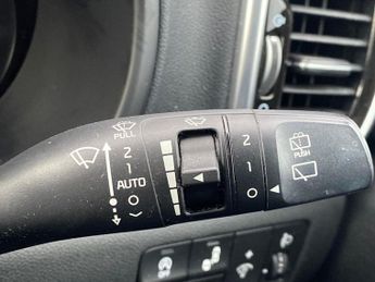 KIA SPORTAGE 1.6T Gdi Isg 4 5Dr Dct Auto [Awd]