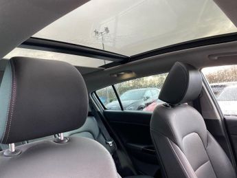 KIA SPORTAGE 1.6T Gdi Isg 4 5Dr Dct Auto [Awd]