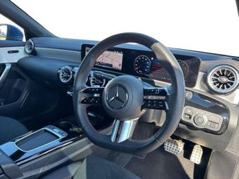 MERCEDES-BENZ CLA Cla 180 Amg Line Executive 5Dr Tip Auto