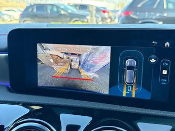 MERCEDES-BENZ CLA Cla 180 Amg Line Executive 5Dr Tip Auto