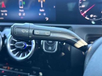 MERCEDES-BENZ CLA Cla 180 Amg Line Executive 5Dr Tip Auto