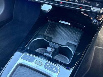 MERCEDES-BENZ CLA Cla 180 Amg Line Executive 5Dr Tip Auto