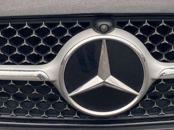 MERCEDES-BENZ C CLASS C300D Amg Line Premium 4Dr 9G-Tronic