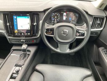 VOLVO S90 S90 2.0 D4 Momentum Plus 4Dr Geartronic Saloon