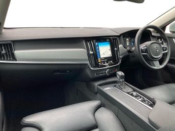 VOLVO S90 S90 2.0 D4 Momentum Plus 4Dr Geartronic Saloon