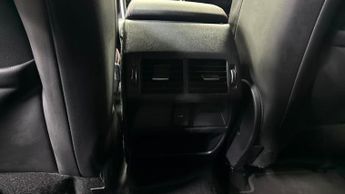 LAND ROVER DISCOVERY SPORT 1.5 P300E 12.2Kwh R-Dynamic Se Suv 5Dr Petrol Plug-In Hybrid Aut