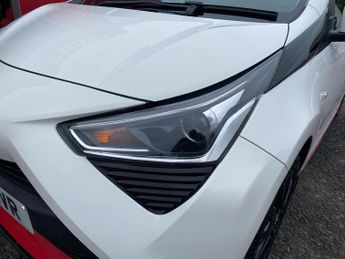 TOYOTA AYGO 1.0 Vvt-I X-Press Hatchback 5Dr Petrol X-Shift Euro 6 (71 Ps)