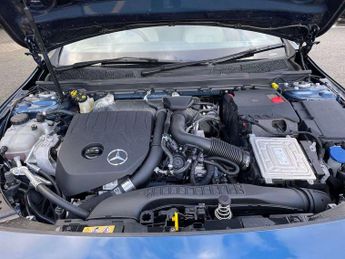 MERCEDES-BENZ A CLASS A180 Sport Executive Edition 5Dr Auto