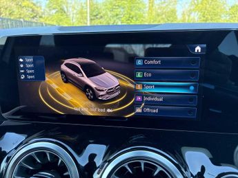 MERCEDES-BENZ GLA Gla 220D 4Matic Amg Line Premium 5Dr Auto