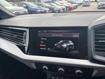 AUDI A1 1.5 Tfsi 35 S Line Sportback 5Dr Petrol S Tronic Euro 6 (S/S) (1