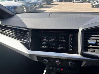 AUDI A1 1.0 Tfsi 30 S Line Sportback 5Dr Petrol S Tronic Euro 6 (S/S) (1