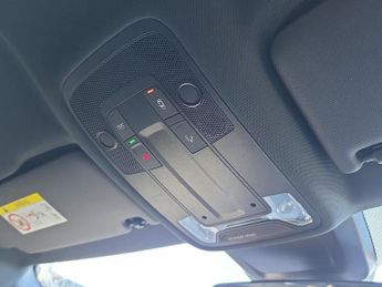 AUDI A1 1.0 Tfsi 25 S Line Sportback 5Dr Petrol S Tronic Euro 6 (S/S) (9