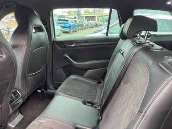 SKODA KODIAQ 1.5 Tsi Act Sportline Suv 5Dr Petrol Dsg Euro 6 (S/S) (7 Seat) (