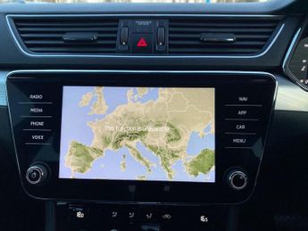 SKODA SUPERB 2.0 Tdi Se Estate 5Dr Diesel Dsg Euro 6 (S/S) (122 Ps)