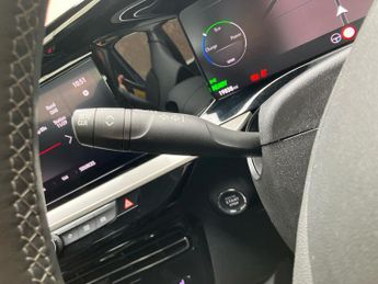 VAUXHALL MOKKA 50Kwh Ultimate Suv 5Dr Electric Auto (136 Ps)