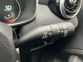 MG MOTOR UK ZS 1.0 T-Gdi Exclusive Suv 5Dr Petrol Auto Euro 6 (111 Ps)