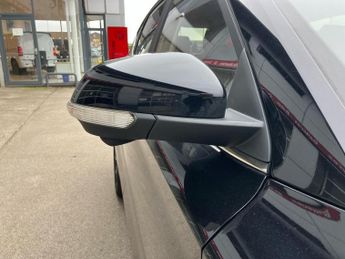 MG MOTOR UK ZS 1.0 T-Gdi Exclusive Suv 5Dr Petrol Auto Euro 6 (111 Ps)