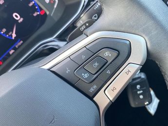 VOLKSWAGEN POLO 1.0 Tsi R-Line Hatchback 5Dr Petrol Dsg Euro 6 (S/S) (115 Ps)