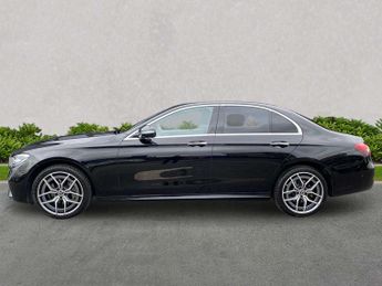 MERCEDES-BENZ E CLASS E300D 4Matic Amg Line Premium 4Dr 9G-Tronic