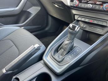 AUDI A1 30 Tfsi S Line 5Dr S Tronic