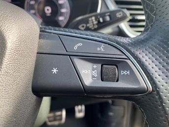 AUDI Q5 2.0 Tdi 40 S Line Sportback 5Dr Diesel S Tronic Quattro Euro 6 (