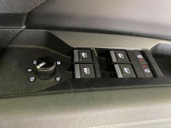 AUDI Q4 220Kw 50 Quattro 82Kwh S Line 5Dr Auto C+S/Tech