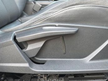 AUDI Q3 1.5 Tfsi Cod 35 S Line Suv 5Dr Petrol S Tronic Euro 6 (S/S) (150