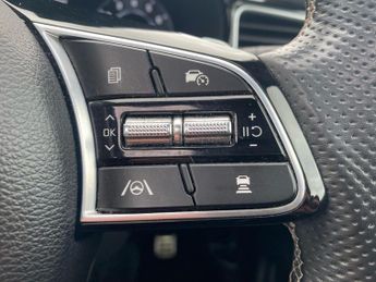 KIA CEED 1.5 T-Gdi Gt-Line S Hatchback 5Dr Petrol Dct Euro 6 (S/S) (158 B