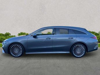 MERCEDES-BENZ CLA Cla 220D Amg Line Premium 5Dr Tip Auto