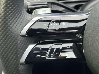 MERCEDES-BENZ C CLASS C300D Amg Line Premium Plus 4Dr 9G-Tronic