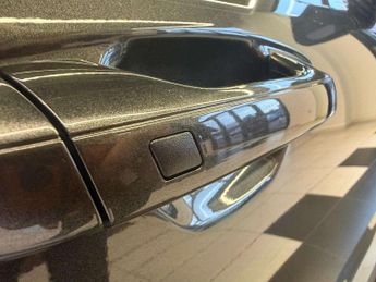 KIA NIRO 1.6 Gdi 127 Hybrid 2 Nav 5Dr Dct