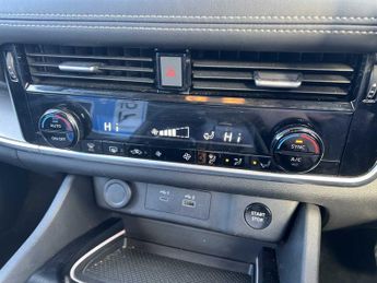 NISSAN X-TRAIL 1.5 E-Power 204 N-Connecta 5Dr Xtronic