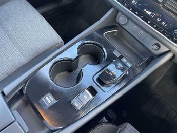 NISSAN X-TRAIL 1.5 E-Power 204 N-Connecta 5Dr Xtronic