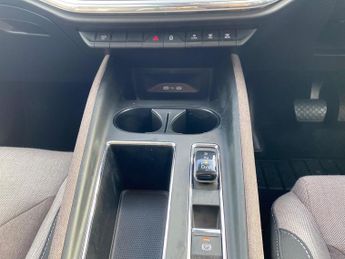 SKODA ENYAQ 62Kwh 60 Suv 5Dr Electric Auto (Dc120Kw) (179 Ps)