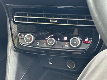 VAUXHALL MOKKA 50Kwh Launch Edition Suv 5Dr Electric Auto (136 Ps)