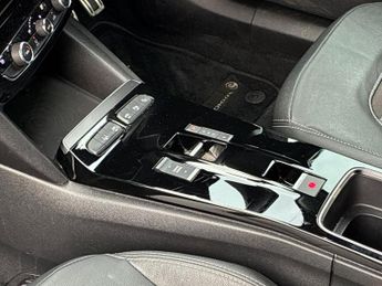 VAUXHALL MOKKA 50Kwh Launch Edition Suv 5Dr Electric Auto (136 Ps)