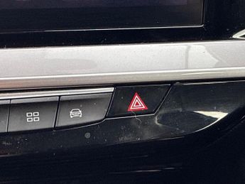 VAUXHALL MOKKA 50Kwh Launch Edition Suv 5Dr Electric Auto (136 Ps)