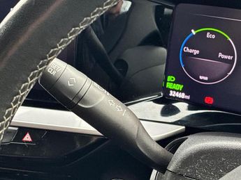 VAUXHALL MOKKA 50Kwh Launch Edition Suv 5Dr Electric Auto (136 Ps)