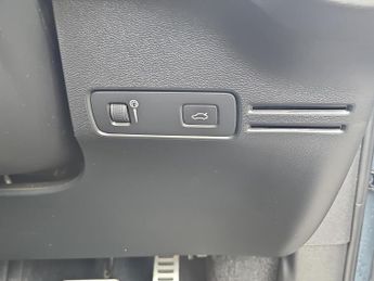 VOLVO XC40 Volvo Xc40 R-Design T3 Auto