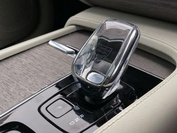 VOLVO XC90 2.0 B5 Mhev Ultimate Dark Suv 5Dr Petrol Hybrid Auto 4Wd Euro 6 