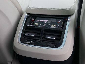 VOLVO XC90 2.0 B5 Mhev Ultimate Dark Suv 5Dr Petrol Hybrid Auto 4Wd Euro 6 