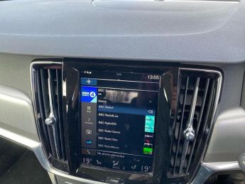 VOLVO V90 2.0 T4 Momentum Plus Estate 5Dr Petrol Auto Euro 6 (S/S) (190 Ps