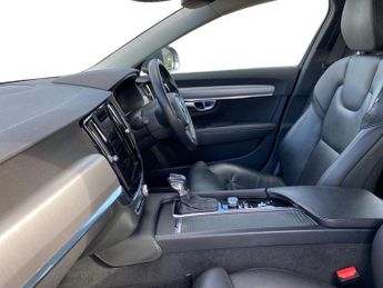 VOLVO V90 2.0 T4 Momentum Plus Estate 5Dr Petrol Auto Euro 6 (S/S) (190 Ps