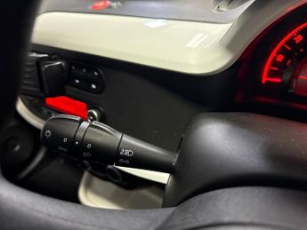 RENAULT TWINGO 1.0 Sce Play Hatchback 5Dr Petrol Manual Euro 6 (70 Ps)