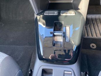 VAUXHALL CORSA 100Kw Design 50Kwh 5Dr Auto