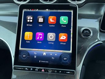 MERCEDES-BENZ GLC Glc 300E 4Matic Amg Line 5Dr 9G-Tronic