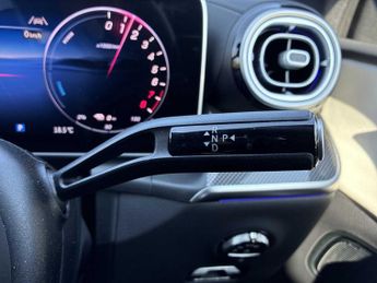 MERCEDES-BENZ GLC Glc 300E 4Matic Amg Line 5Dr 9G-Tronic